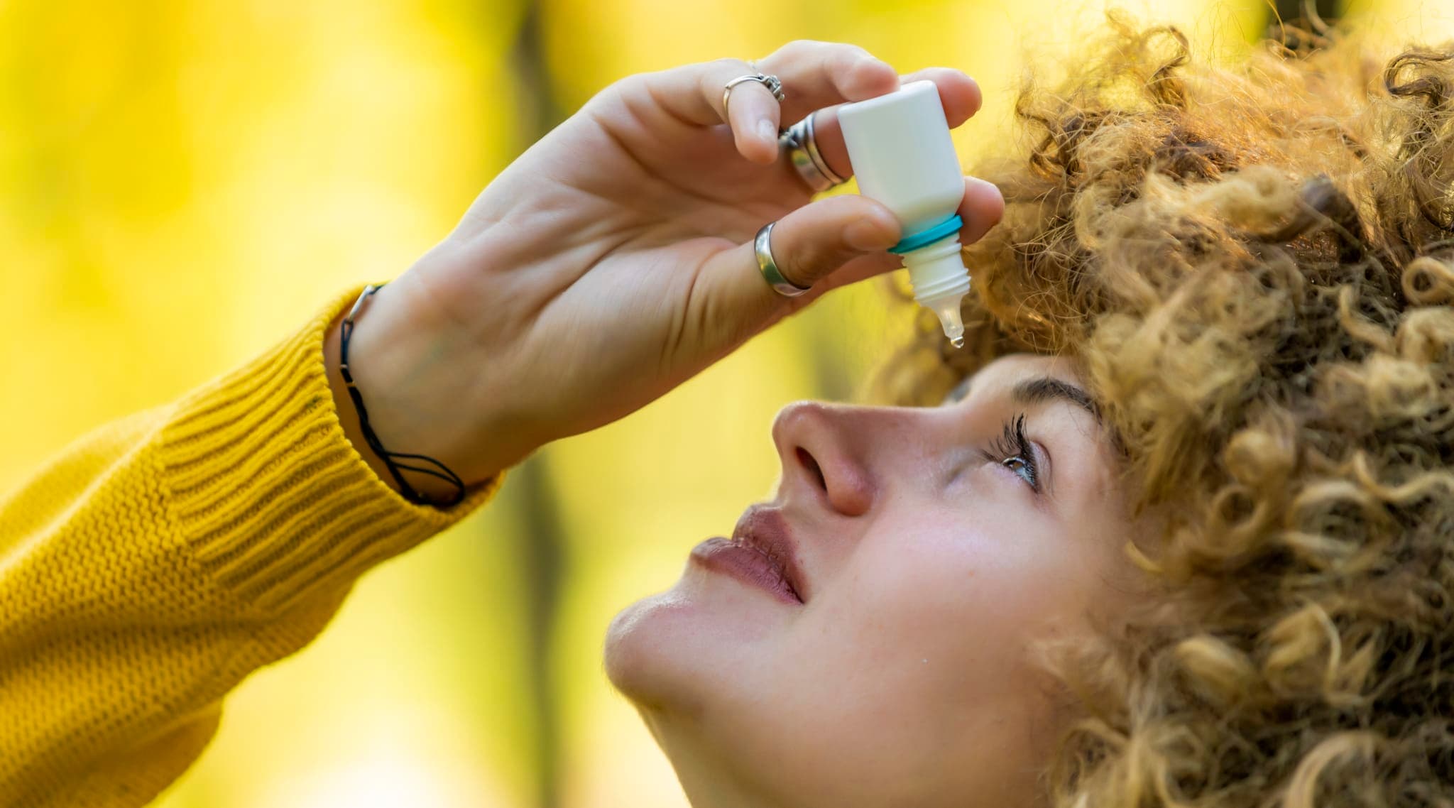 Lachübungen: Linderung bei trockenen Augen?