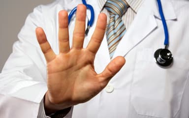 Titelbild von Warnung vor gefälschten Rote-Hand-Briefen
