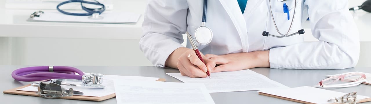 Titelbild von Praxismanagement